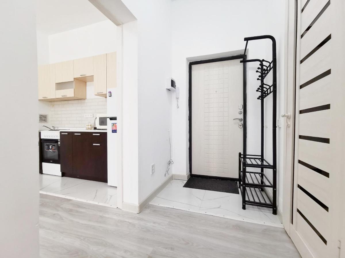 Apartment Oskar Baisheva 28/4 Almaty